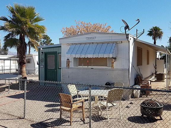 3rd image of 4122 N Palm Grove Dr