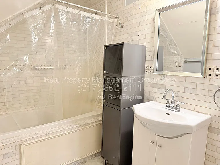 1135 Spann Ave — Photo 21