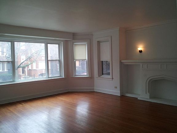 2nd image of 8218 S Ingleside Ave APT 1B