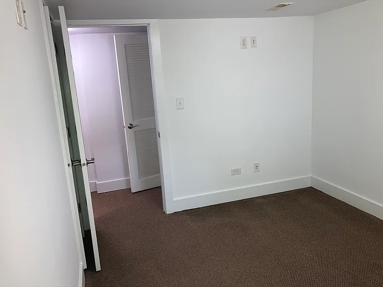 2941 N Racine Ave #COACH HOUSE — Photo 21