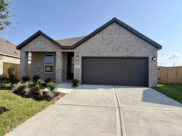 9311 Captain Terrace Dr, Baytown, TX 77521