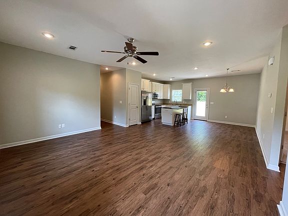 5th image of 166 Shelbi Dr