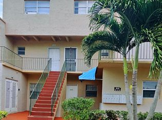 840 SW 105th Ave APT 310, Miami, FL 33174