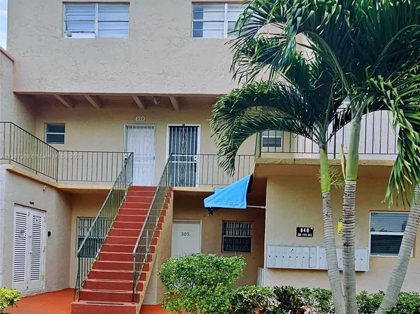 840 SW 105th Ave APT 310, Miami, FL 33174