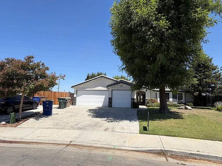 5800 Potenza Ln — Photo 3