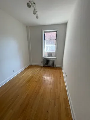 Rented by Michal Kuras, LREB | media 3