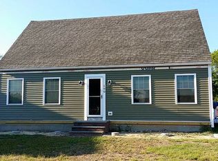 190 Falcon Locke Way, Somerset, MA 02726