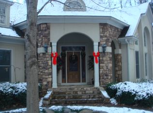 345 Postwood Dr, Fayetteville, GA 30215