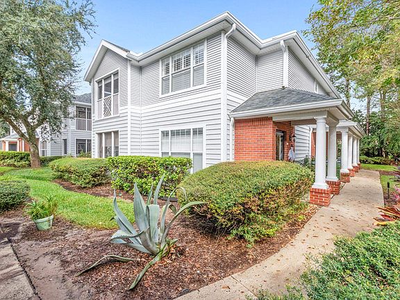 3rd image of 35115 Harbour Vista Cir #35115