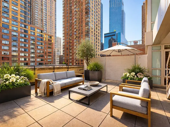 426 W 58th St #Penthouse 2, New York, NY 10019