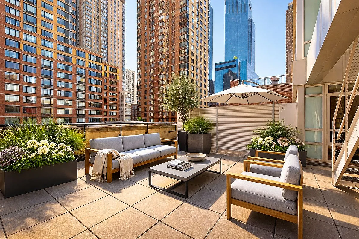 426 W 58th St #Penthouse 2 photo 1