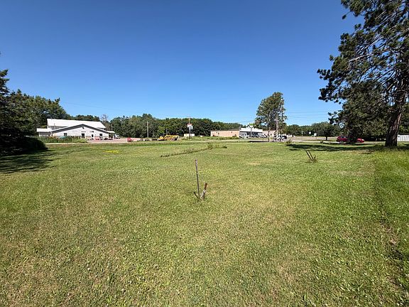 4th image of Division St