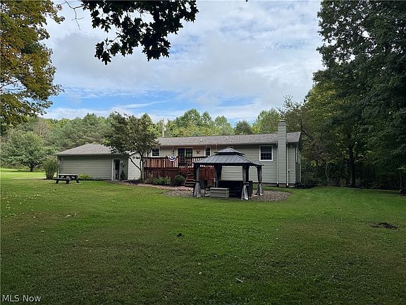 4th image of 919 Horton Rd