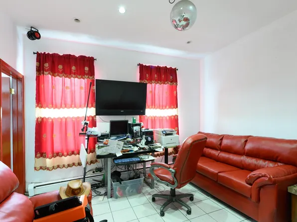 6511 Hudson Avenue image 13 of 18