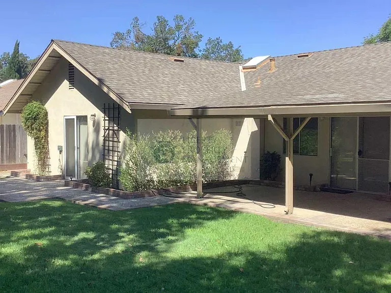 3117 Harbor Dr — Photo 9