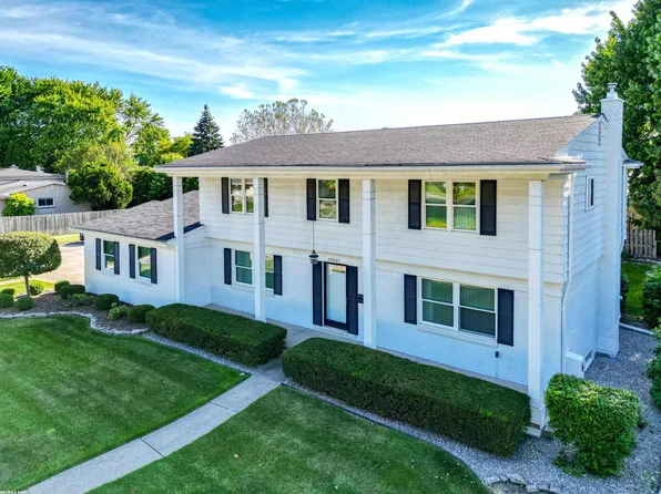 30607 Lorraine Ave, Warren, MI 48093