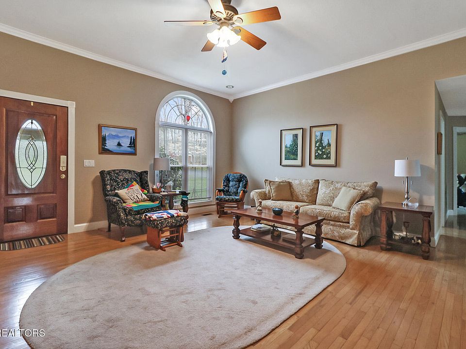 4th image of 281 Hatler Rd