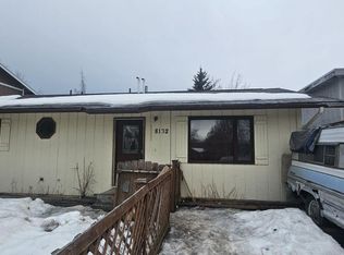 8132 Seacliff St, Anchorage, AK 99502