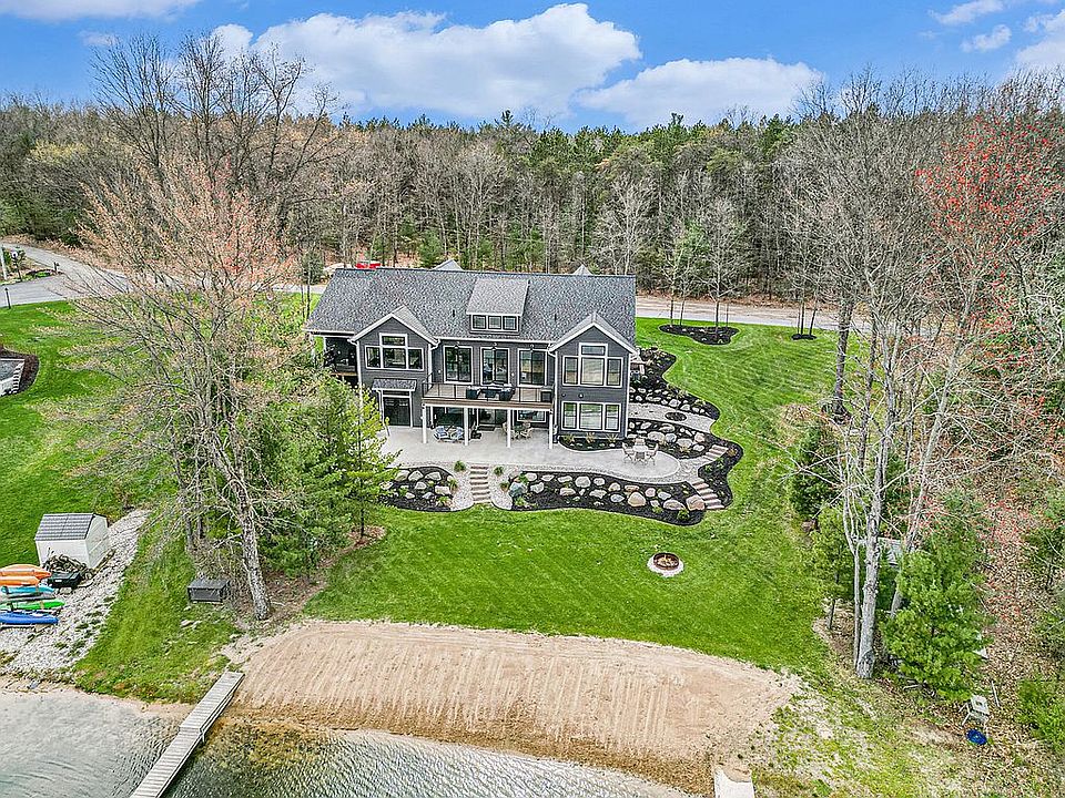 1st image of 12926 Sandyside Dr NE