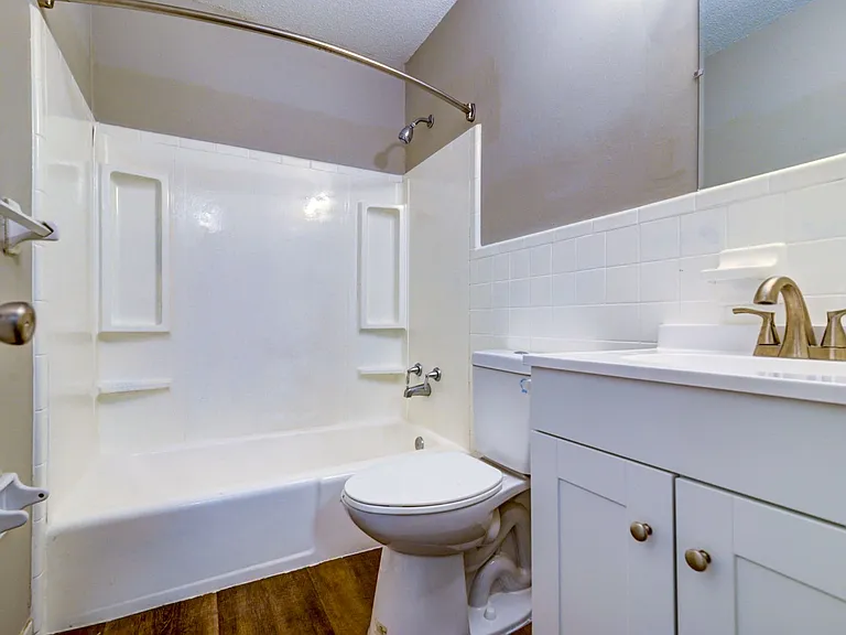 Residences at Cooper Bend — Photo 11