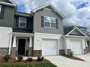 4002 Winding Vine Ln, Greensboro, NC 27410