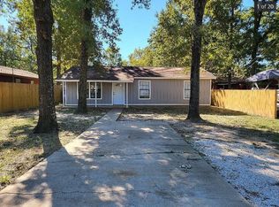 444 Stevens Ln, Livingston, TX 77351