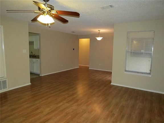 4th image of 6101 Avery Island Ave