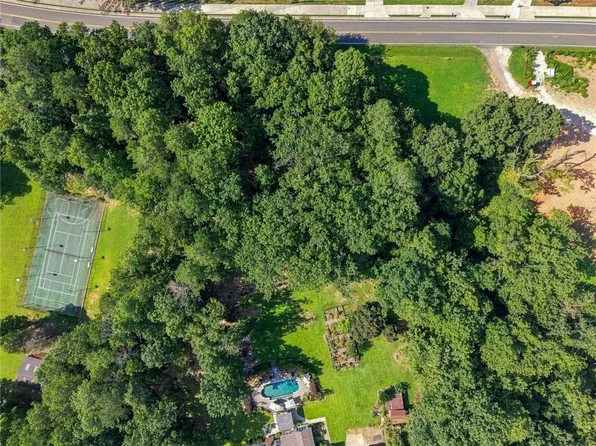 10185 Buice Rd, Johns Creek, GA 30022