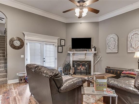 5th image of 4852 Sandtrap Cir