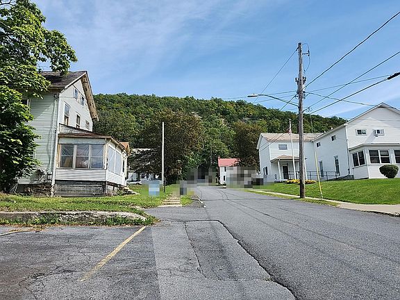 4th image of 4 Wheeler Ave