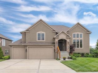 1329 NE 106th Ter, Kansas City, MO 64155