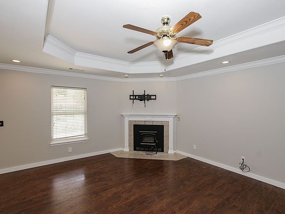 4th image of 6211 SW High Meadow Blvd