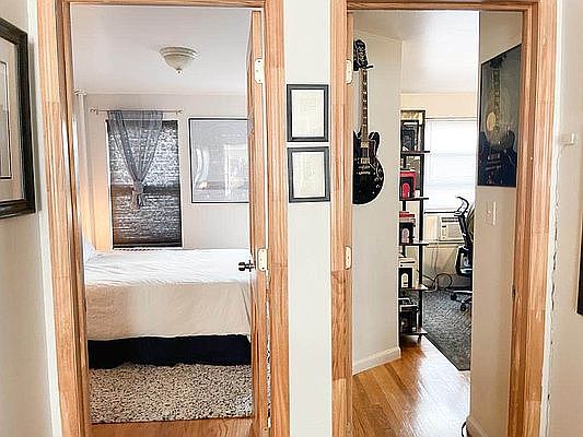 4th image of 967 Manhattan Ave APT 3