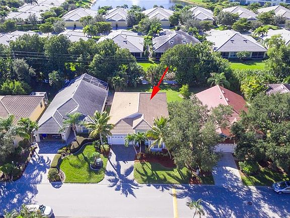 2nd image of 9831 Las Casas Dr