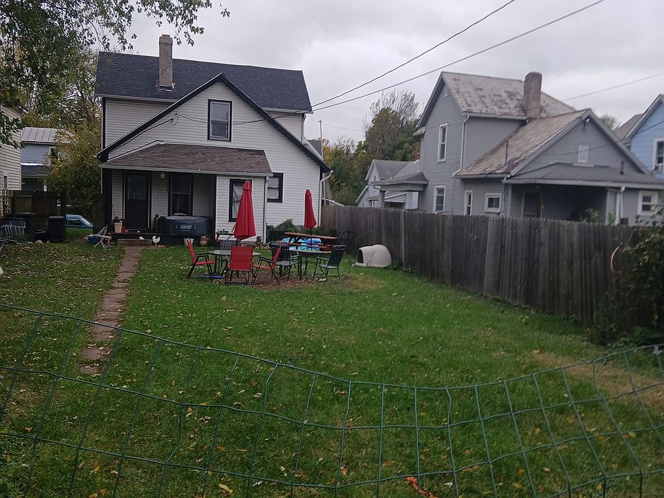 2nd image of 420 N Race St