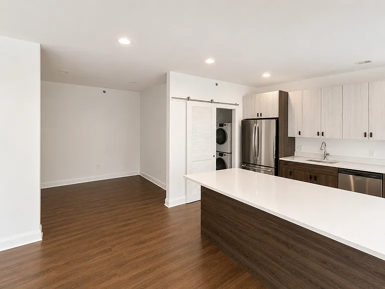 41 Cherry St #2B — Photo 11