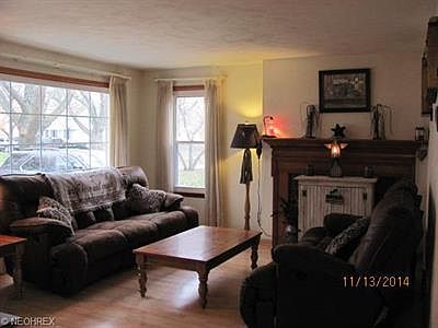 4th image of 2264 N Jefferson Blvd