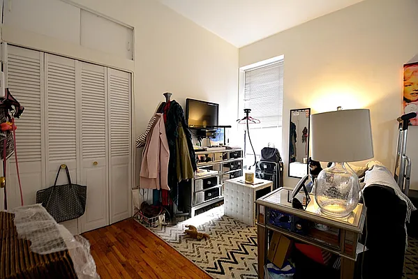 Rented by Keller Williams NYC | media 10