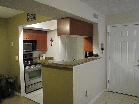 2nd image of 10200 Gandy Blvd N APT 720