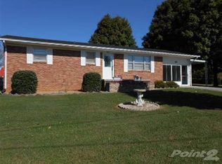 5655 Woods Dr, Morristown, TN 37814