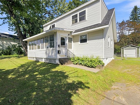 3rd image of 313 Chestnut St