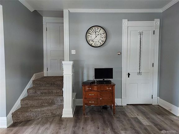 3rd image of 207 S Olive St