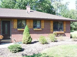 2nd image of 7676 Shady Ln