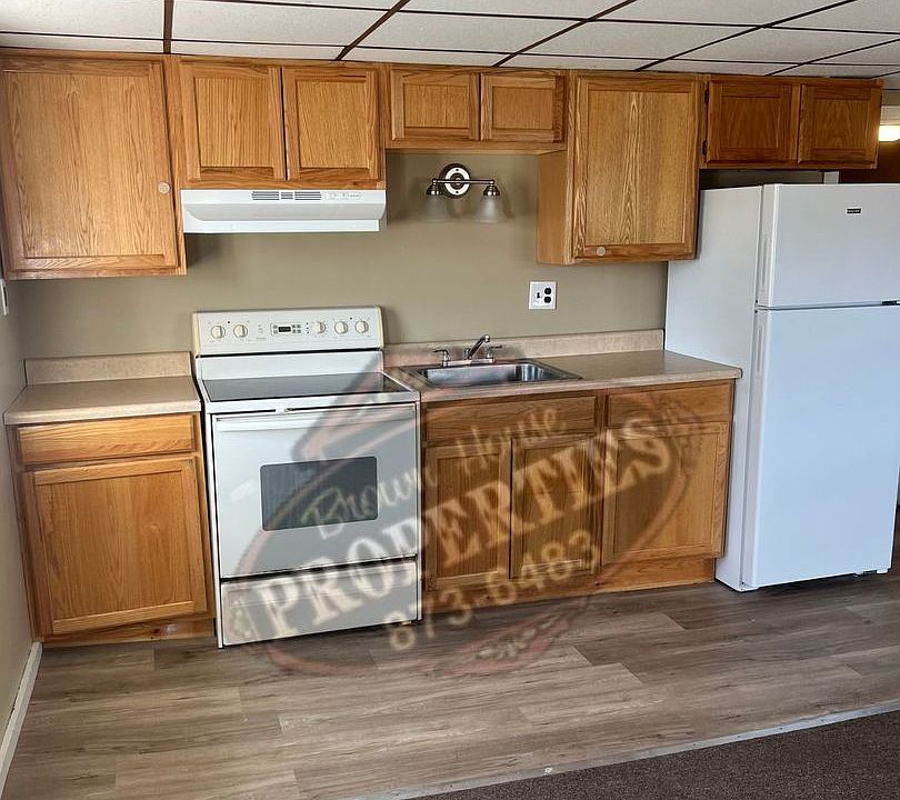 1st image of 12 Oak St #1