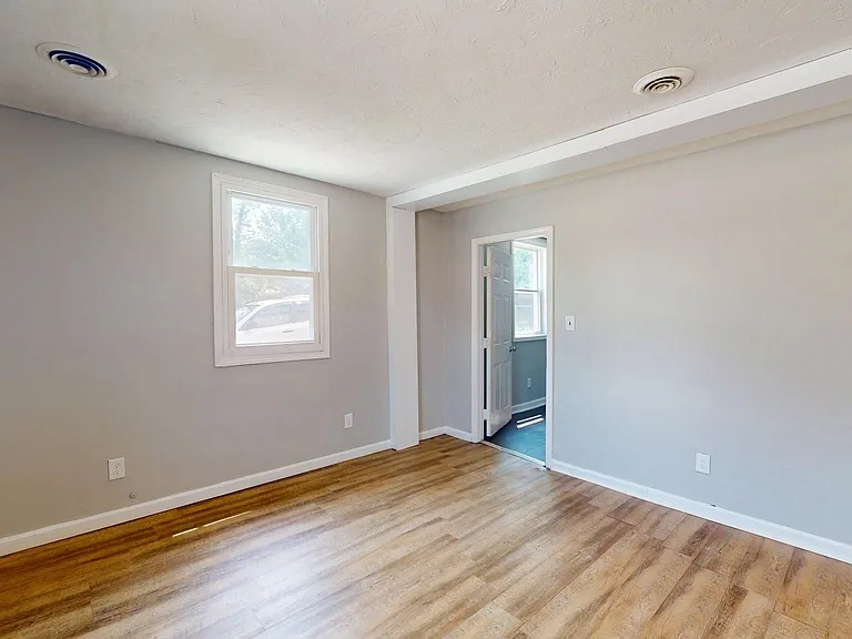7023 Clark Ave — Photo 7