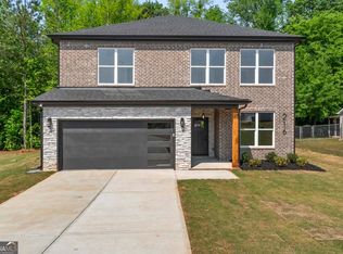 216 Galway Ln, Hampton, GA 30228