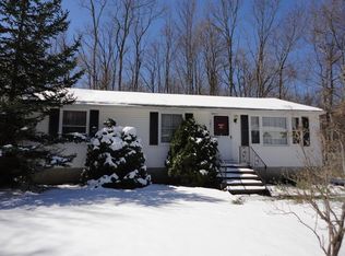 701 Grove St, Worcester, MA 01605