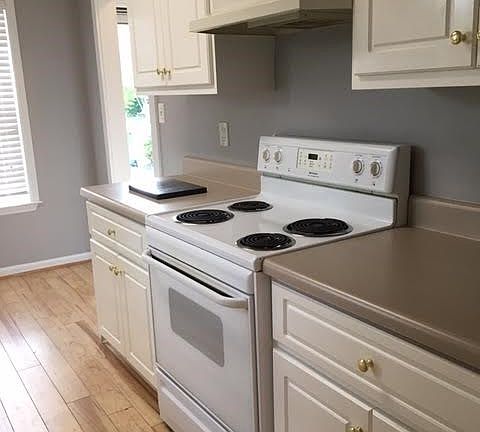 4th image of 143 Saint Kitts Ct