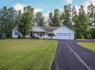 3811 Mandy Rue Rd, Auburn, NY 13021