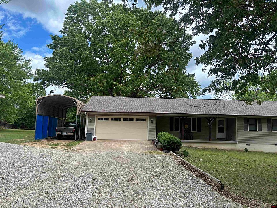 1st image of 395 Sharon Dr